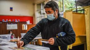 ¿Quiénes están obligados a votar en estas Elecciones 2024? Así puedes consultarlo con tu RUT ¿Quiénes están obligados a votar en estas Elecciones 2024? Así puedes consultarlo con tu RUT