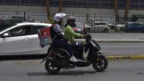 Sernac denunciará a tres empresas de delivery por “cobros no procedentes de propina”