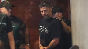 Abogada de Jorge Valdivia previo a formalización: "Nos llama mucho la atención la denuncia, desconocemos los motivos" Abogada de Jorge Valdivia previo a formalización: "Nos llama mucho la atención la denuncia, desconocemos los motivos"