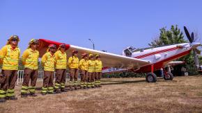 Puede parcializar carga de agua: así es el AT-802A, nuevo avión adquirido por Conaf para combatir incendios forestales Puede parcializar carga de agua: así es el AT-802A, nuevo avión adquirido por Conaf para combatir incendios forestales
