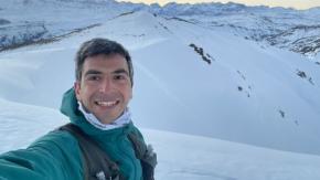 Concejal Patricio Bopp explica accidentado descenso de El Plomo: "La nieve se endureció ralentizando nuestro regreso"