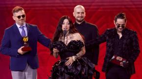 La sentida reflexión de Mon Laferte por el Grammy Latino al álbum del año: "¿Cuándo volverá una mujer a ganar ese tan esquivo galardón?" La sentida reflexión de Mon Laferte por el Grammy Latino al álbum del año: "¿Cuándo volverá una mujer a ganar ese tan esquivo galardón?"