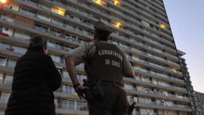 Madre muere al caer del piso 17 de edificio de Maipú: Intentaba entrar a dormitorio desde balcón Madre muere al caer del piso 17 de edificio de Maipú: Intentaba entrar a dormitorio desde balcón