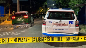 Delincuentes disparan más de 20 veces contra restaurant peruano y dejan a una mujer herida