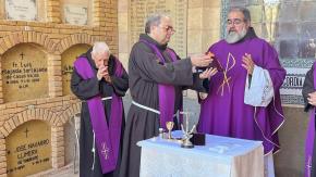 Hombre ataca con palos a cuatro frailes en España gritando "soy Jesucristo": Hay uno con riesgo vital