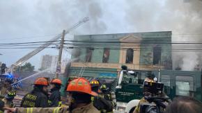 Incendio afecta un local comercial en Independencia 