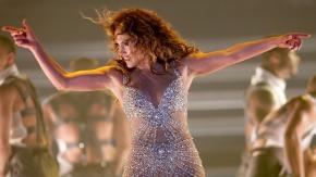 Jennifer Lopez y Maná muestran su apoyo a Kamala Harris y llaman al voto latino Jennifer Lopez y Maná muestran su apoyo a Kamala Harris y llaman al voto latino
