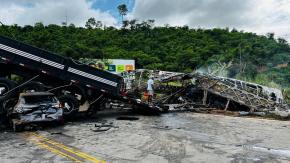 Accidente de bus deja al menos 32 muertos al sureste de Brasil