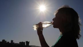 Dorsal, el fenómeno responsable del intenso calor que se instalará en Chile: temperaturas podrían llegar a los 39º Dorsal, el fenómeno responsable del intenso calor que se instalará en Chile: temperaturas podrían llegar a los 39º