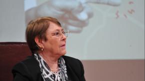 Michelle Bachelet advierte al progresismo: "La ultraderecha hace cuestiones mejor que nosotros" Michelle Bachelet advierte al progresismo: "La ultraderecha hace cuestiones mejor que nosotros"