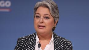 Ministra Jara defiende dichos de Boric sobre las AFP y asegura que deberían "hacer una autocrítica” Ministra Jara defiende dichos de Boric sobre las AFP y asegura que deberían "hacer una autocrítica”
