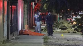 Lo que se sabe de fatal tiroteo en La Cisterna: Asesino atacó en 3 lugares, mató a 2 personas y dejó a una en riesgo vital Lo que se sabe de fatal tiroteo en La Cisterna: Asesino atacó en 3 lugares, mató a 2 personas y dejó a una en riesgo vital