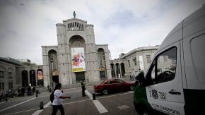 Hombre quedó en riesgo vital tras quemarse a lo bonzo y llegar caminando hasta Catedral de Concepción Hombre quedó en riesgo vital tras quemarse a lo bonzo y llegar caminando hasta Catedral de Concepción