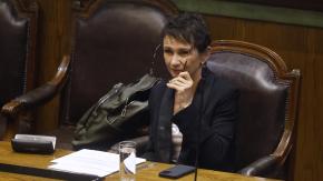 Tohá pide a la Cámara rechazar reajuste fiscal para salvar el bono a carabineros Tohá pide a la Cámara rechazar reajuste fiscal para salvar el bono a carabineros