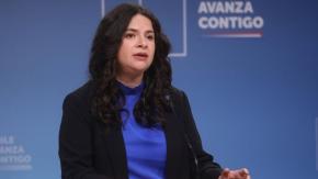 Orellana bajo fuego cruzado por Caso Monsalve y denuncia a Boric: Diputadas de oposición sugieren a OEA removerla de cargo internacional Orellana bajo fuego cruzado por Caso Monsalve y denuncia a Boric: Diputadas de oposición sugieren a OEA removerla de cargo internacional