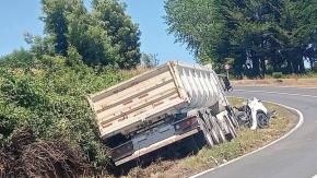 Esposa e hijo de capitán de carabinero mueren en grave accidente de tránsito en Cañete