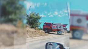 En medio de alertas por incendios forestales: Acusan a bomberos de robar agua para llenar piscinas particulares