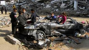 Negociadores avanzan en acuerdo alto el fuego en Gaza mientras la guerra hace estragos