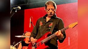 Revelan autopsia de pareja chilena de guitarrista de Virus, Julio Moura: Habría muerto en juego sexual Revelan autopsia de pareja chilena de guitarrista de Virus, Julio Moura: Habría muerto en juego sexual