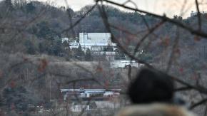 El presidente surcoreano suspendido se resiste al arresto en su "fortaleza" en Seúl El presidente surcoreano suspendido se resiste al arresto en su "fortaleza" en Seúl