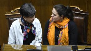 Gobierno manifiesta que colaborará ante citaciones de Fernández y Allende: "Vamos a ser coherentes" Gobierno manifiesta que colaborará ante citaciones de Fernández y Allende: "Vamos a ser coherentes"