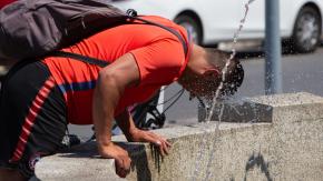 Advierten por altas temperaturas máximas en siete regiones y esto proyectan para Santiago el fin de semana Advierten por altas temperaturas máximas en siete regiones y esto proyectan para Santiago el fin de semana