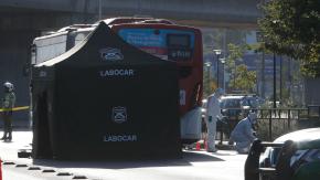 Delincuente que fue abatido en una micro por funcionario PDI habría usado arma de juguete