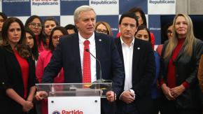 Reforma de pensiones: Kast anuncia que derogará el préstamo al Estado si se convierte en Presidente Reforma de pensiones: Kast anuncia que derogará el préstamo al Estado si se convierte en Presidente