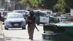 "La cantidad de carabineros no coincide": El lamento del alcalde de Macul tras segunda balacera mortal en cinco días "La cantidad de carabineros no coincide": El lamento del alcalde de Macul tras segunda balacera mortal en cinco días