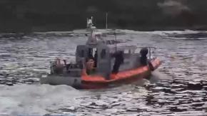 Fue el primero en saltar al agua: Detallan actuar del capitán de la lancha que naufragó en Bahía Mansa tras accidente 