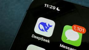DeepSeek: Qué es y cómo funciona el "ChatGPT chino" que sacude las bolsas y la Silicon Valley