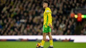 Marcelino Núnez enciende las alarmas en goleada en contra de Norwich City por FA Cup
