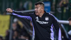 Jorge Almirón le raya la cancha a los refuerzos de Colo Colo: "De a poco irán metiéndose en el equipo" Jorge Almirón le raya la cancha a los refuerzos de Colo Colo: "De a poco irán metiéndose en el equipo"