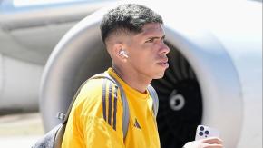 VIDEO | Para ponerlos nerviosos: Carlos Palacios afina el look para su debut oficial con Boca Juniors VIDEO | Para ponerlos nerviosos: Carlos Palacios afina el look para su debut oficial con Boca Juniors