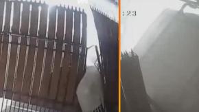 VIDEO. El momento en que un furgón chocó y quedó incrustado en una casa de Lo Prado VIDEO. El momento en que un furgón chocó y quedó incrustado en una casa de Lo Prado