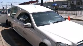 Retiran carroza fúnebre que no tenía su permiso de circulación: iba camino a un funeral Retiran carroza fúnebre que no tenía su permiso de circulación: iba camino a un funeral