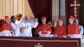 Dos chilenos tendrían participación: ¿Qué pasaría si renuncia el Papa Francisco?