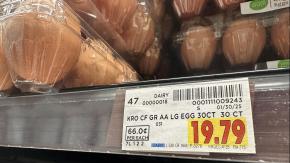 La razón por la que EE.UU está limitando la venta de huevos: Docena bordea los $18 mil pesos La razón por la que EE.UU está limitando la venta de huevos: Docena bordea los $18 mil pesos