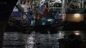 Naufragio en Talcahuano: Un muerto y tres desaparecidos tras hundimiento de embarcación pesquera Naufragio en Talcahuano: Un muerto y tres desaparecidos tras hundimiento de embarcación pesquera