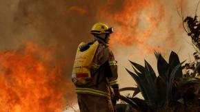 Bomberos de Valparaíso viajan a la zona centro sur para combatir incendios