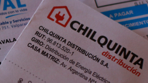 Chilquinta y Sernac llegan a acuerdo para compensar a 90 mil hogares por cortes de luz en 2024 Chilquinta y Sernac llegan a acuerdo para compensar a 90 mil hogares por cortes de luz en 2024