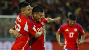 Sufre Ricardo Gareca: Titular de la Roja se lesiona a un mes del regreso de las Eliminatorias Sufre Ricardo Gareca: Titular de la Roja se lesiona a un mes del regreso de las Eliminatorias