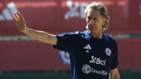 ¿Con cuál te quedas? Las dos formaciones que probó Ricardo Gareca para el amistoso de Chile ante Panamá ¿Con cuál te quedas? Las dos formaciones que probó Ricardo Gareca para el amistoso de Chile ante Panamá