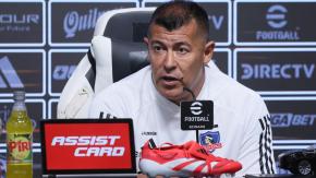La dura crítica del DT de Colo Colo: "Los delegados presidenciales están atentando contra el fútbol"