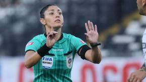 Jorge Almirón criticó expulsión de Claudio Aquino en histórico arbitraje de Dione Rissios Jorge Almirón criticó expulsión de Claudio Aquino en histórico arbitraje de Dione Rissios