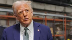 Impugnan orden de Trump de desmantelar medios financiados por EEUU en el extranjero