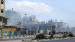 Al menos 970 muertos en 48 horas en bombardeos israelíes en Gaza: empleado de la ONU es una de las víctimas