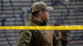 Disparan y lanzan objetos contra inspectores municipales: Un hombre venezolano detenido
