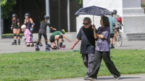 Michelle Adam cuenta qué comunas de Santiago llegarán HOY a 35° "sí o sí" y cuándo se despide el calor