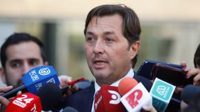 Fiscal Patricio Cooper no estará a cargo de investigación por filtración de chats de Karol Cariola con Irací Hassler